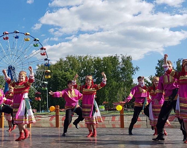 Дворец культуры городского округа Саранск приглашает на Отчётный концерт образцового ансамбля «Пилигрим»